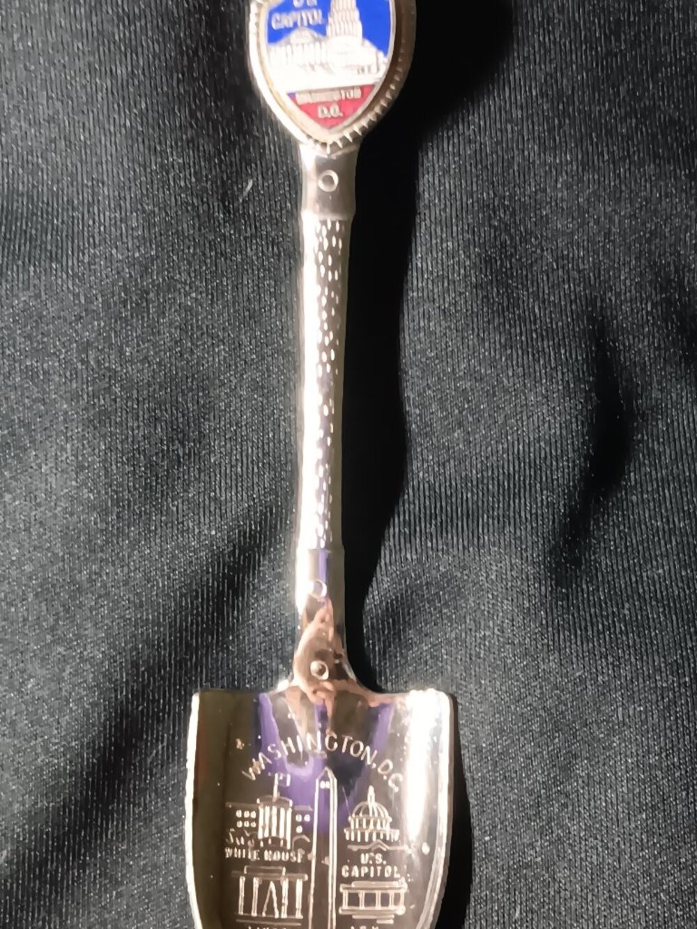 Vintage Washington D.C. Souvenir Spoon – Enamel U.S. Capitol Shield & Engraved B